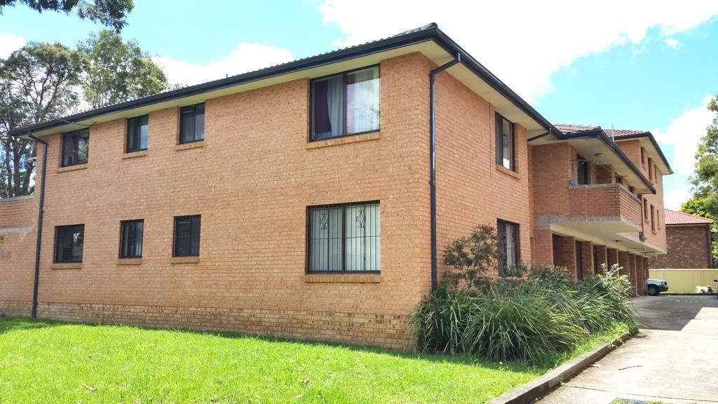 16 Wilga Street, Fairfield NSW 2165, Image 0