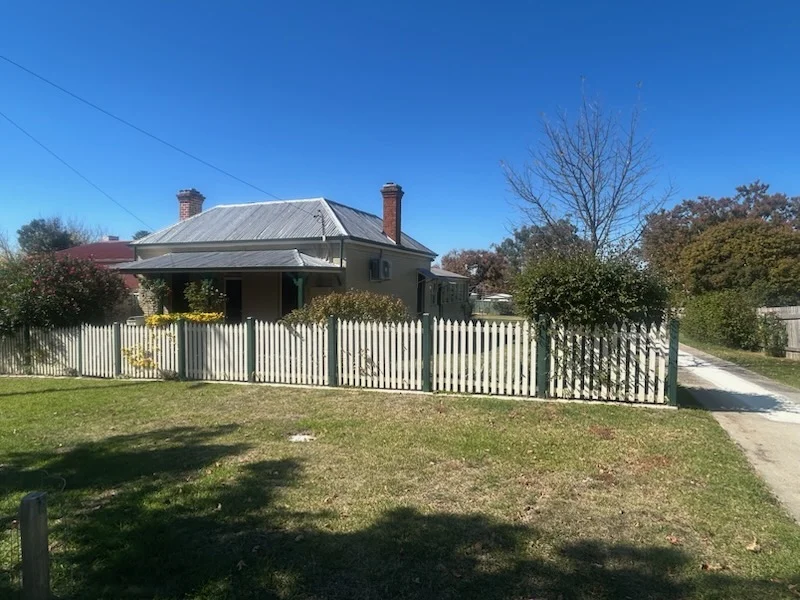 358 Peel Street, Bathurst NSW 2795