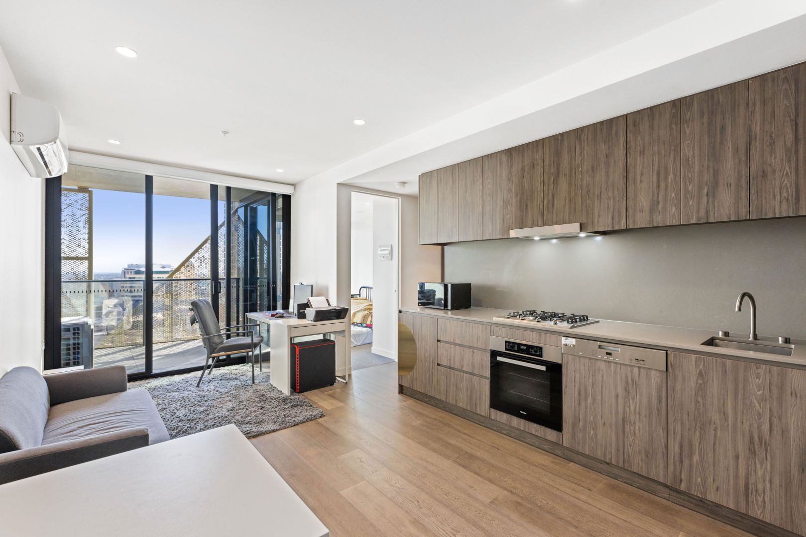 2012/15 Austin Street, Adelaide SA 5000, Image 2