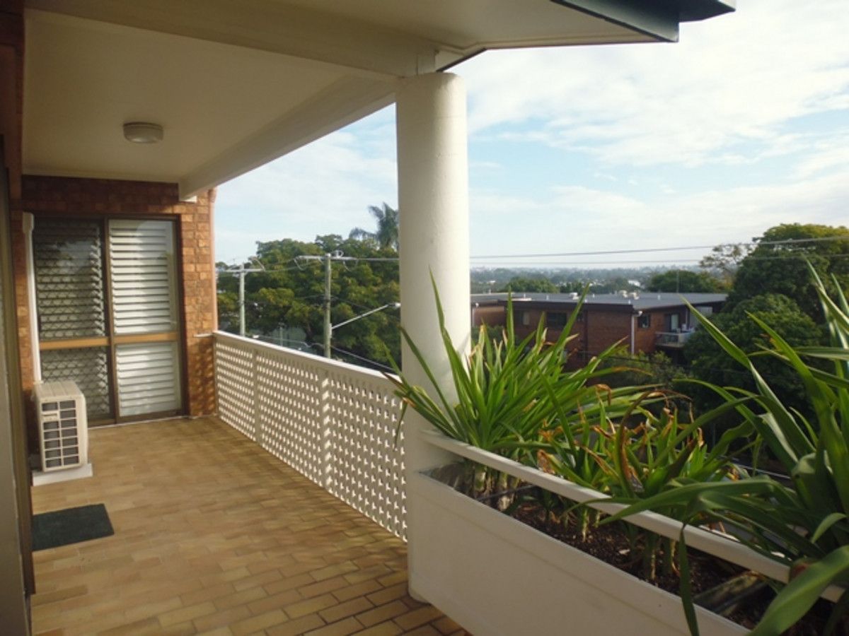 2 bedrooms Apartment / Unit / Flat in 5/9 Norman Parade CLAYFIELD QLD, 4011
