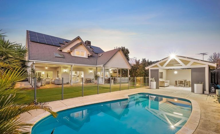 5 bedrooms House in 28 Portmarnock Drive THE VINES WA, 6069