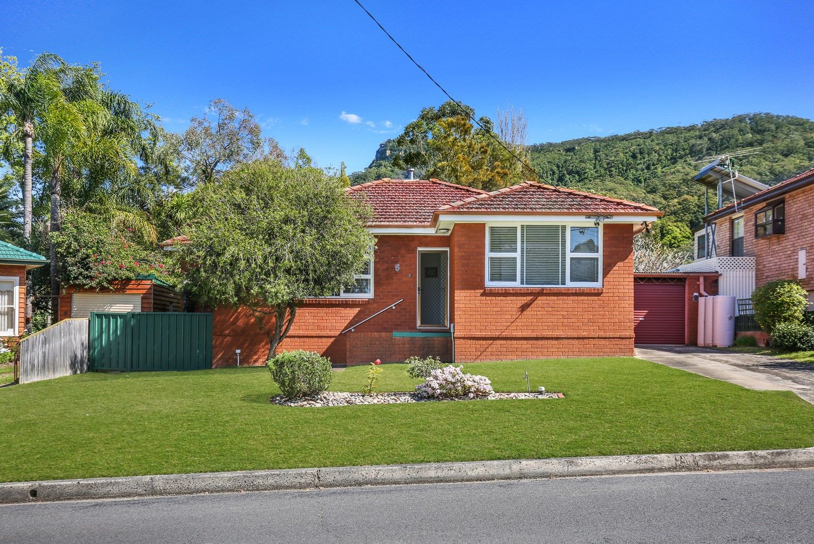 5 Willow Grove, Corrimal NSW 2518, Image 0