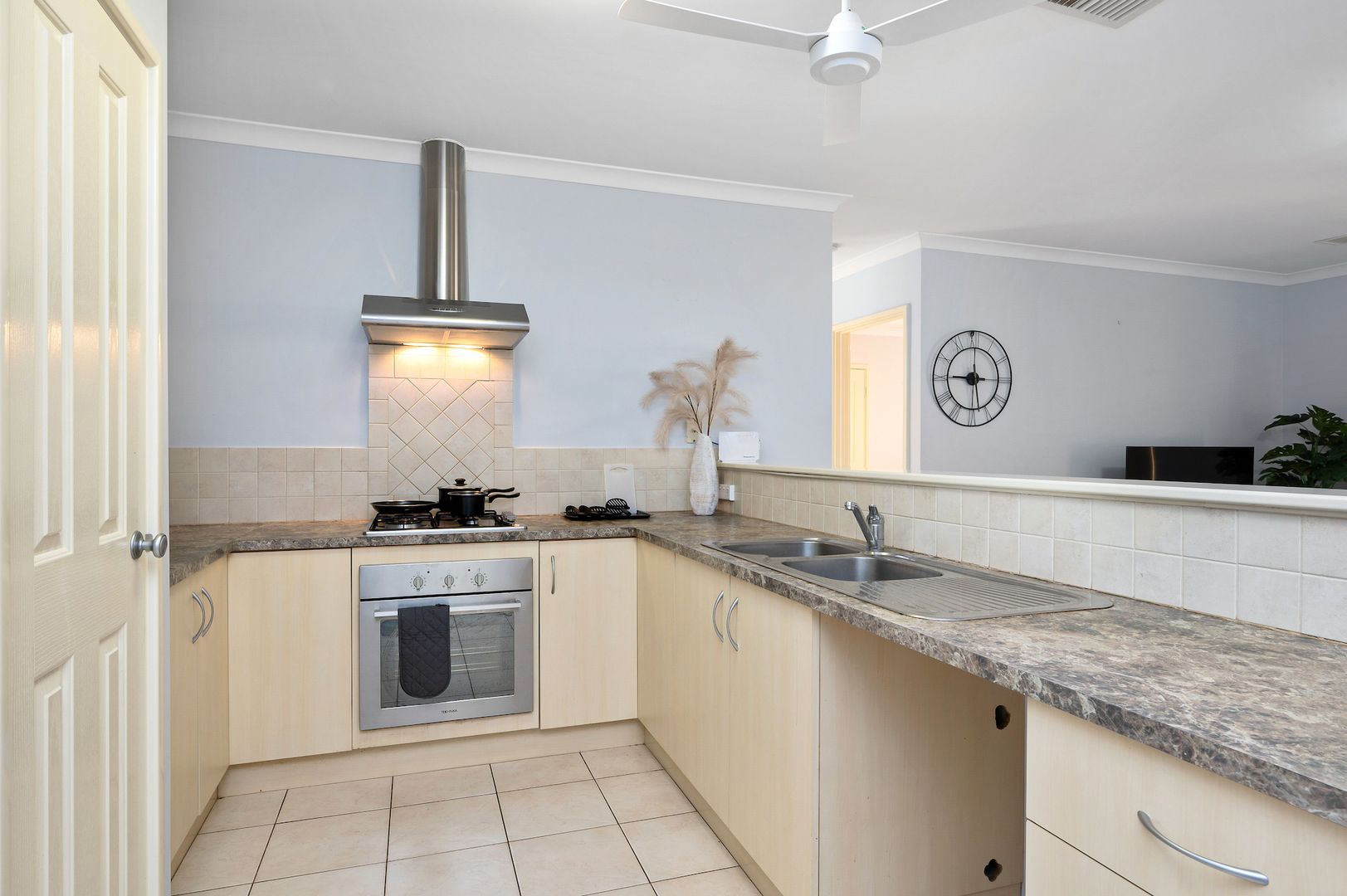 9 Gibbs Street, East Cannington WA 6107 House For Rent 650 Domain