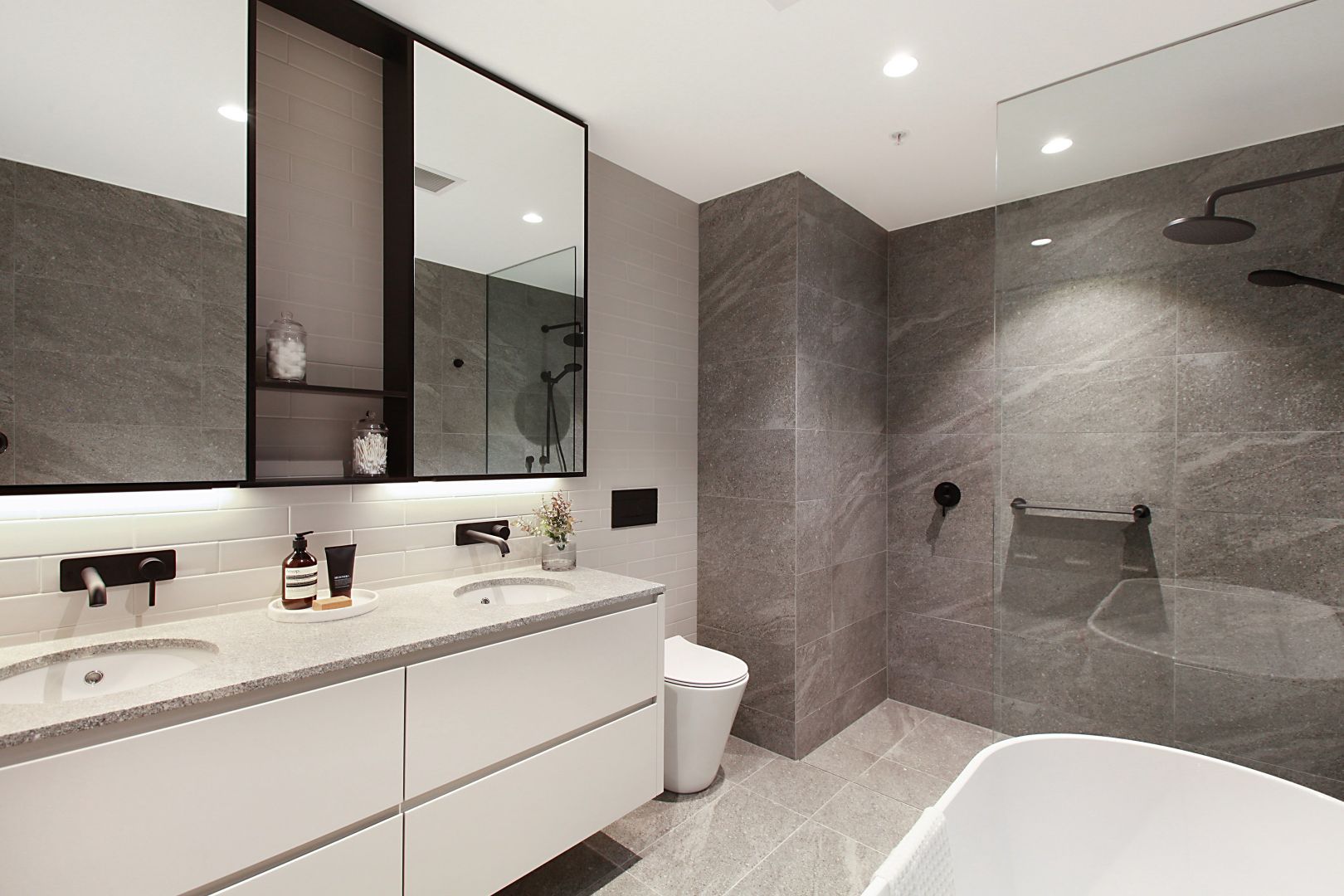 5 bedrooms Townhouse in CALL BHARGAV TO ARRANGE PRIVATE INSPECTION QUAKERS HILL NSW, 2763