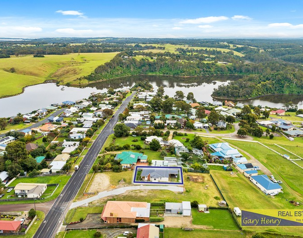 2/58 Capes Road, Lakes Entrance VIC 3909