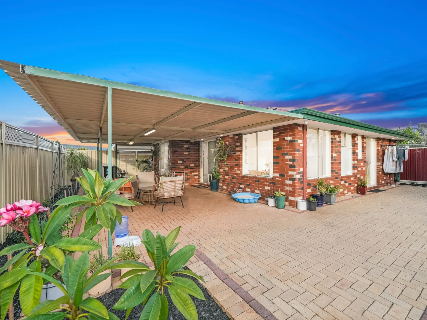 Additional image 28 of 17 Starlet, Maddington WA 6109