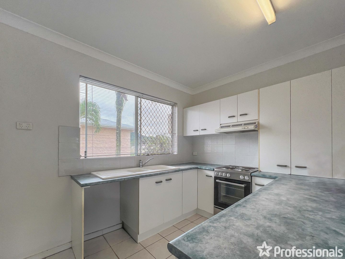 4/8 Springfield Crescent, Manoora QLD 4870 Apartment For Rent Domain