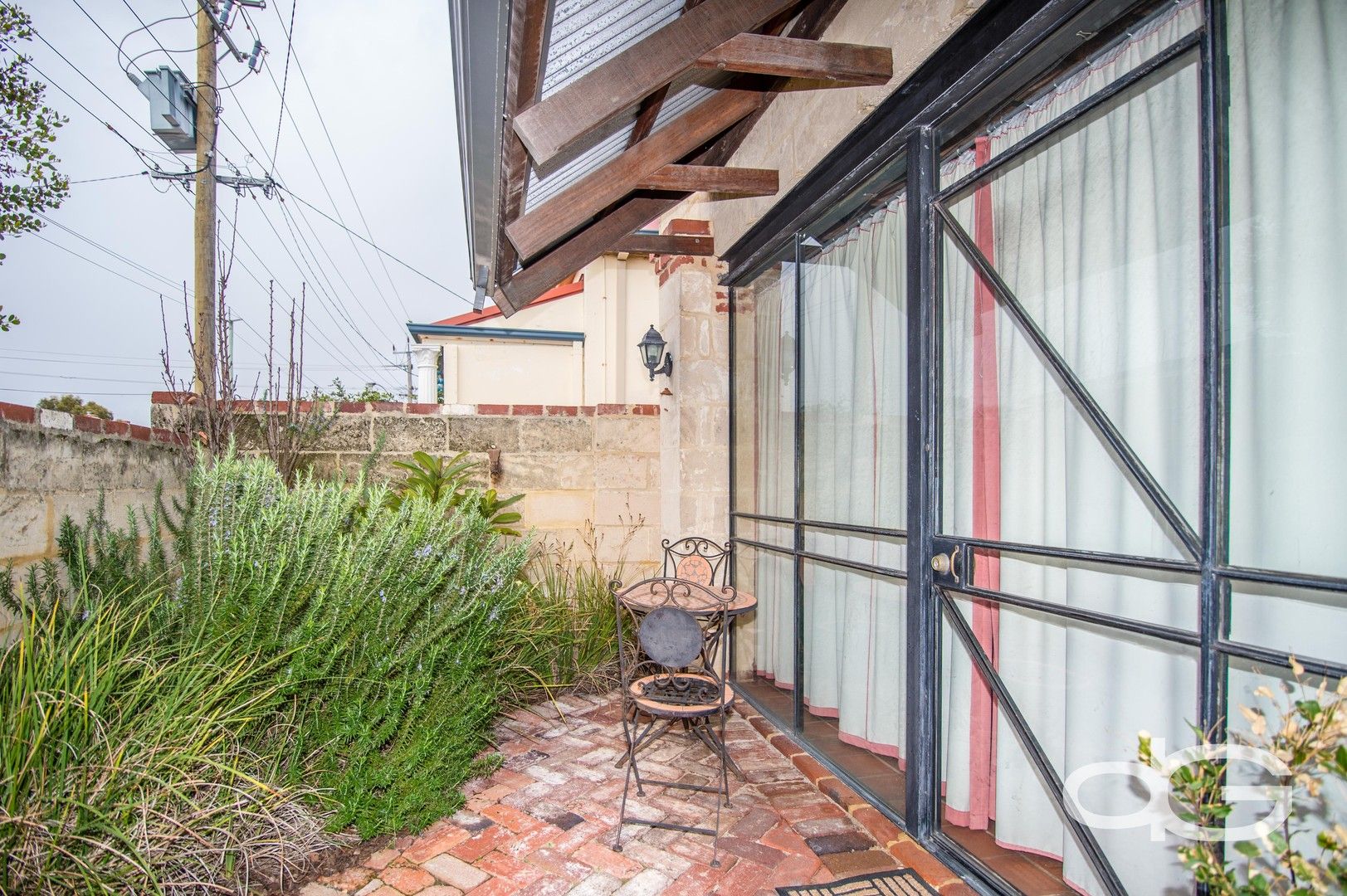 2 bedrooms Townhouse in 37 South Street SOUTH FREMANTLE WA, 6162