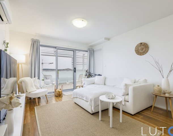 161/41 Philip Hodgins Street, Wright ACT 2611