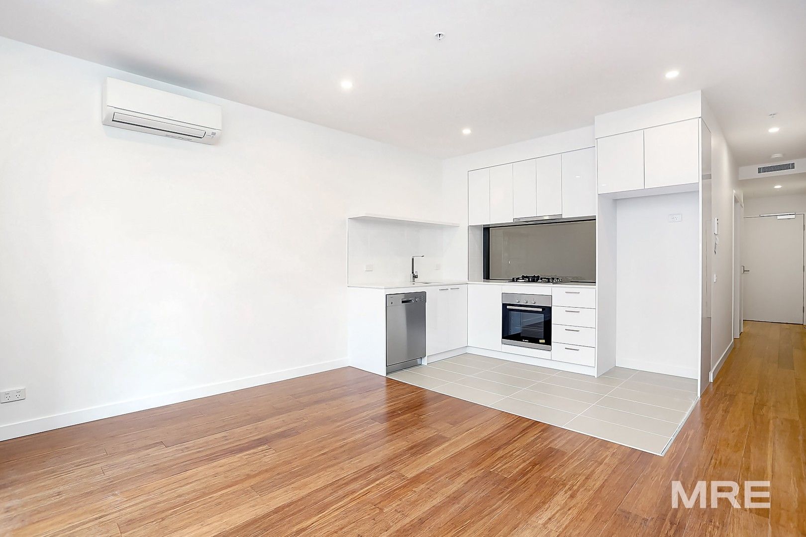 1 bedrooms Apartment / Unit / Flat in 216/12 Olive York Way BRUNSWICK WEST VIC, 3055