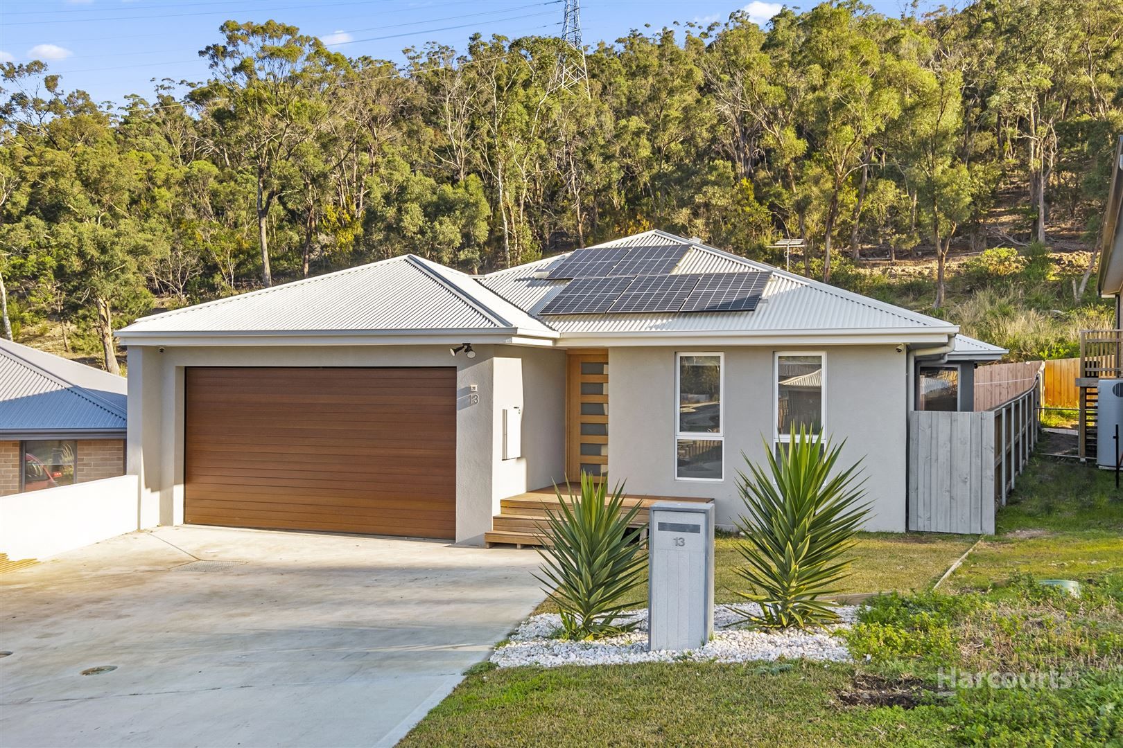 4 bedrooms House in 13 Annabella Court GEILSTON BAY TAS, 7015