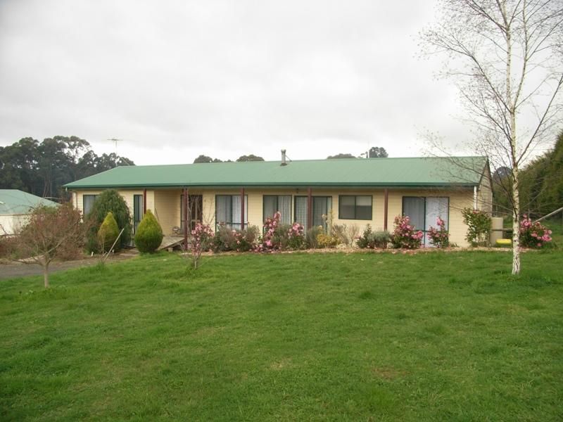 4 Kelly Court, Kinglake West VIC 3757, Image 0