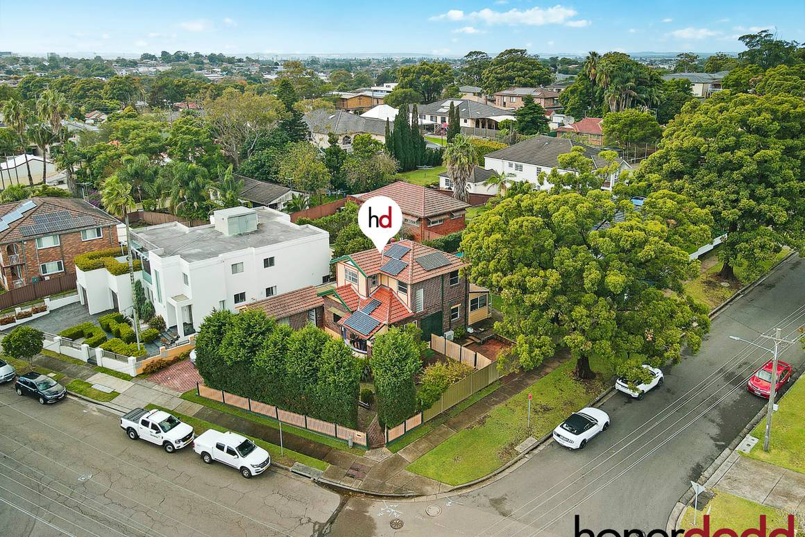 Picture of 88 Connells Point Road, SOUTH HURSTVILLE NSW 2221
