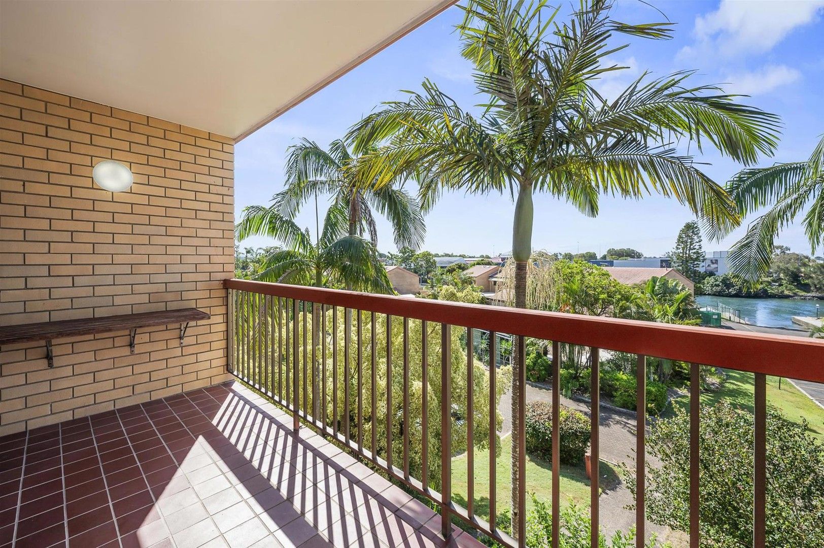 15/106 Bayview Street, Runaway Bay QLD 4216, Image 0