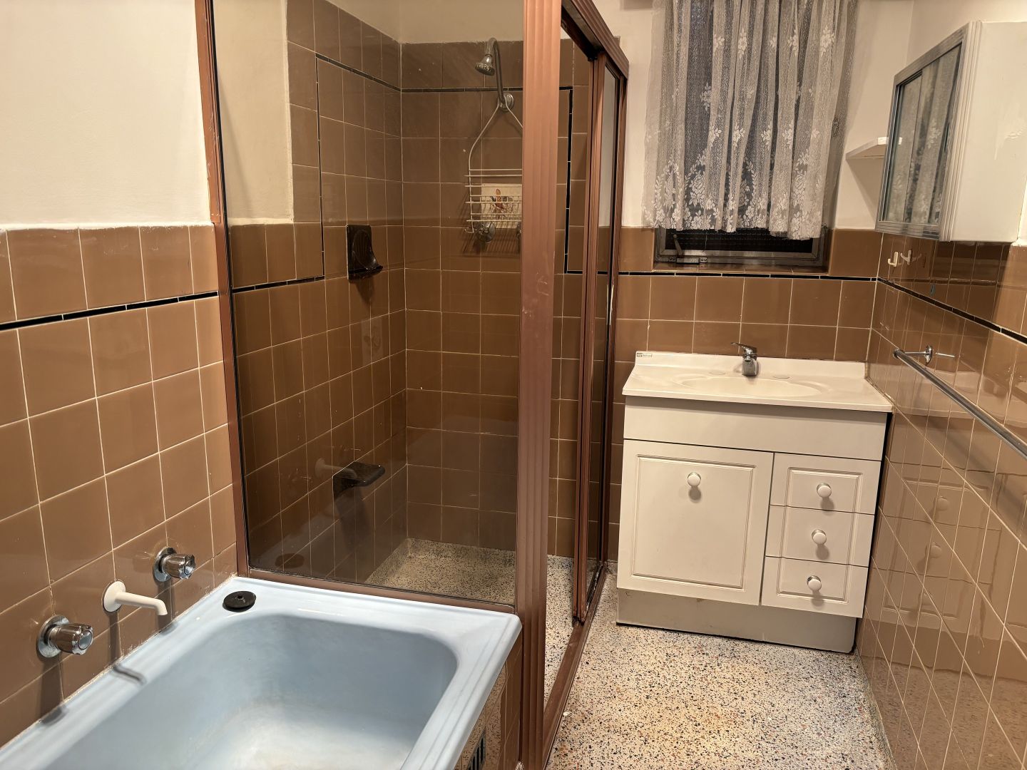 16 Third Street, Wingfield SA 5013 House For Rent 530 Domain