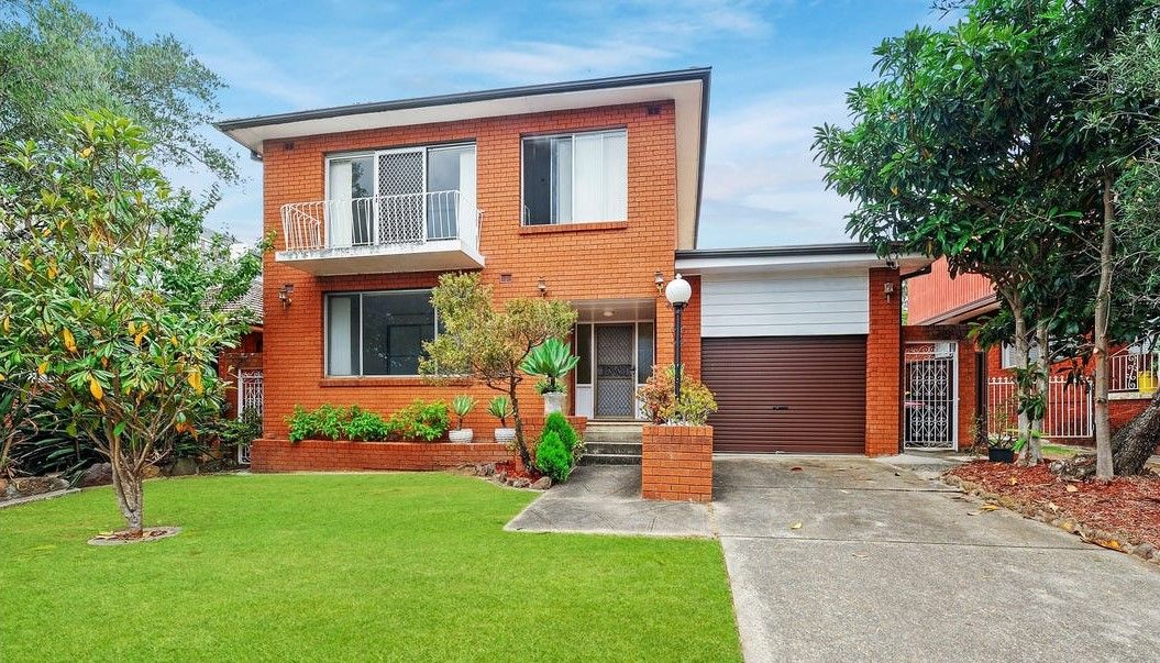 4 bedrooms House in 39 Waring Street MARSFIELD NSW, 2122