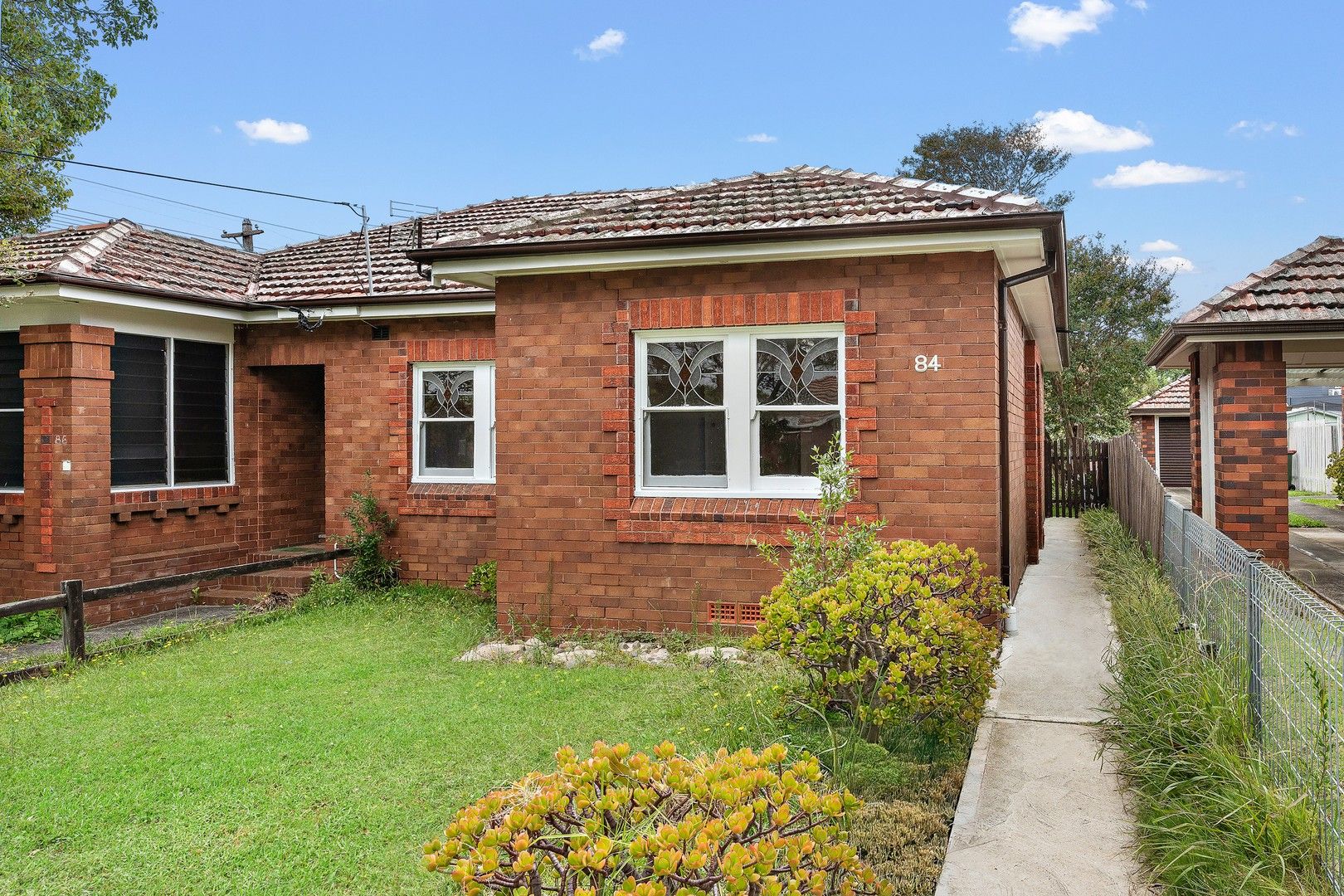 2 bedrooms Semi-Detached in 84 Coveney Street BEXLEY NORTH NSW, 2207