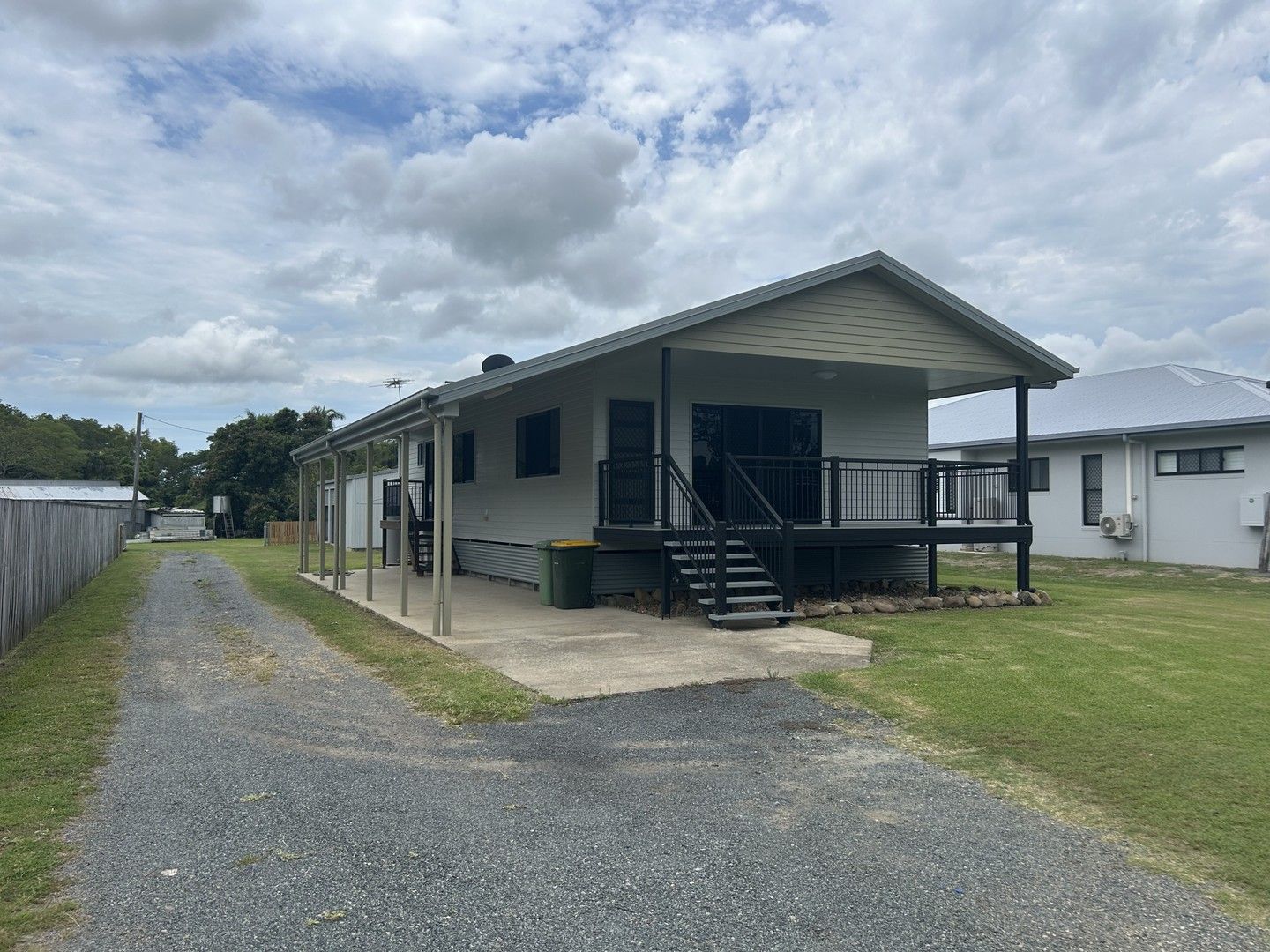 3 bedrooms House in 64 Pugsley Street WALKERSTON QLD, 4751