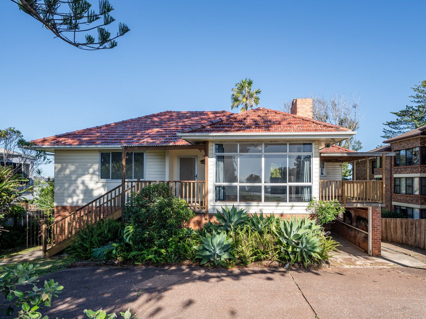 3 bedrooms House in 24 Pacific Drive PORT MACQUARIE NSW, 2444