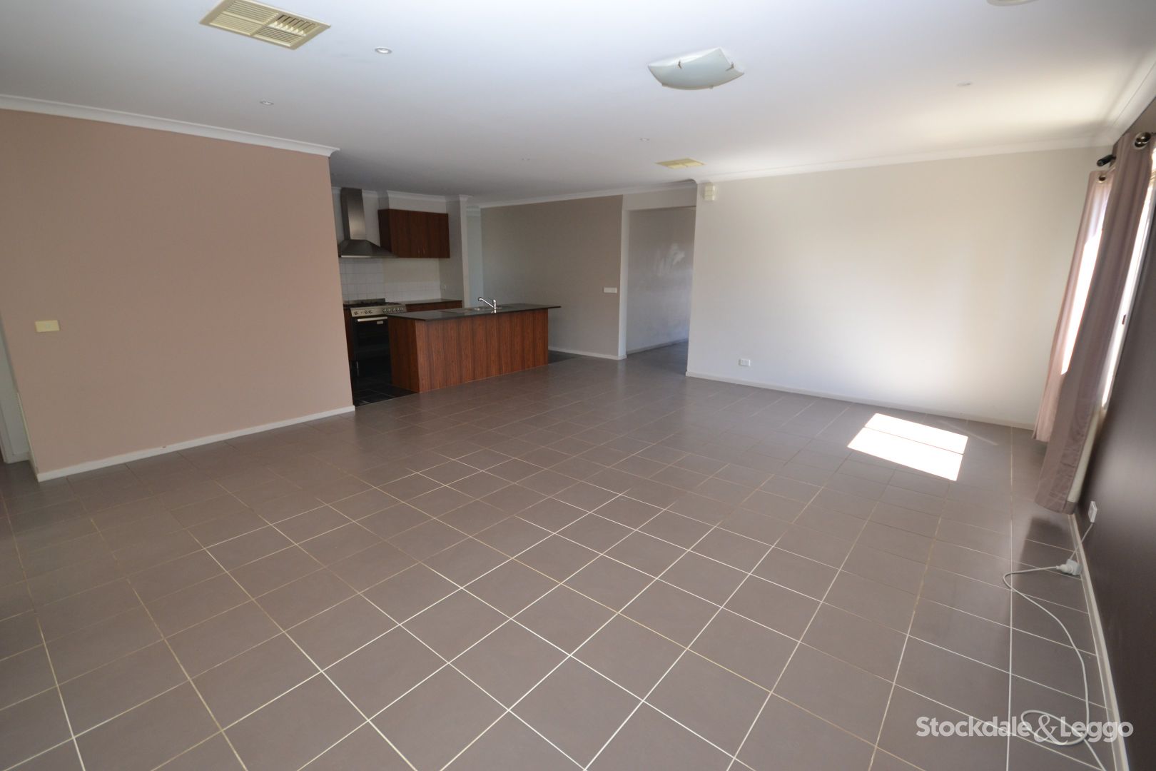 2 Aston Glade, Derrimut VIC 3026, Image 1