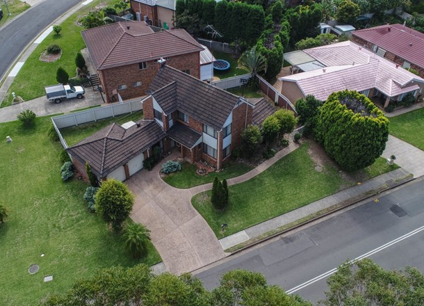 19 Parklea Avenue, Croudace Bay NSW 2280