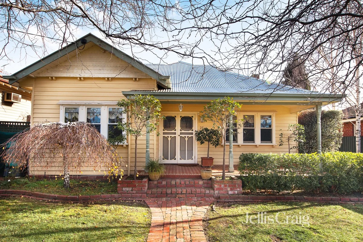 25 Highbury Avenue, Hampton East VIC 3188