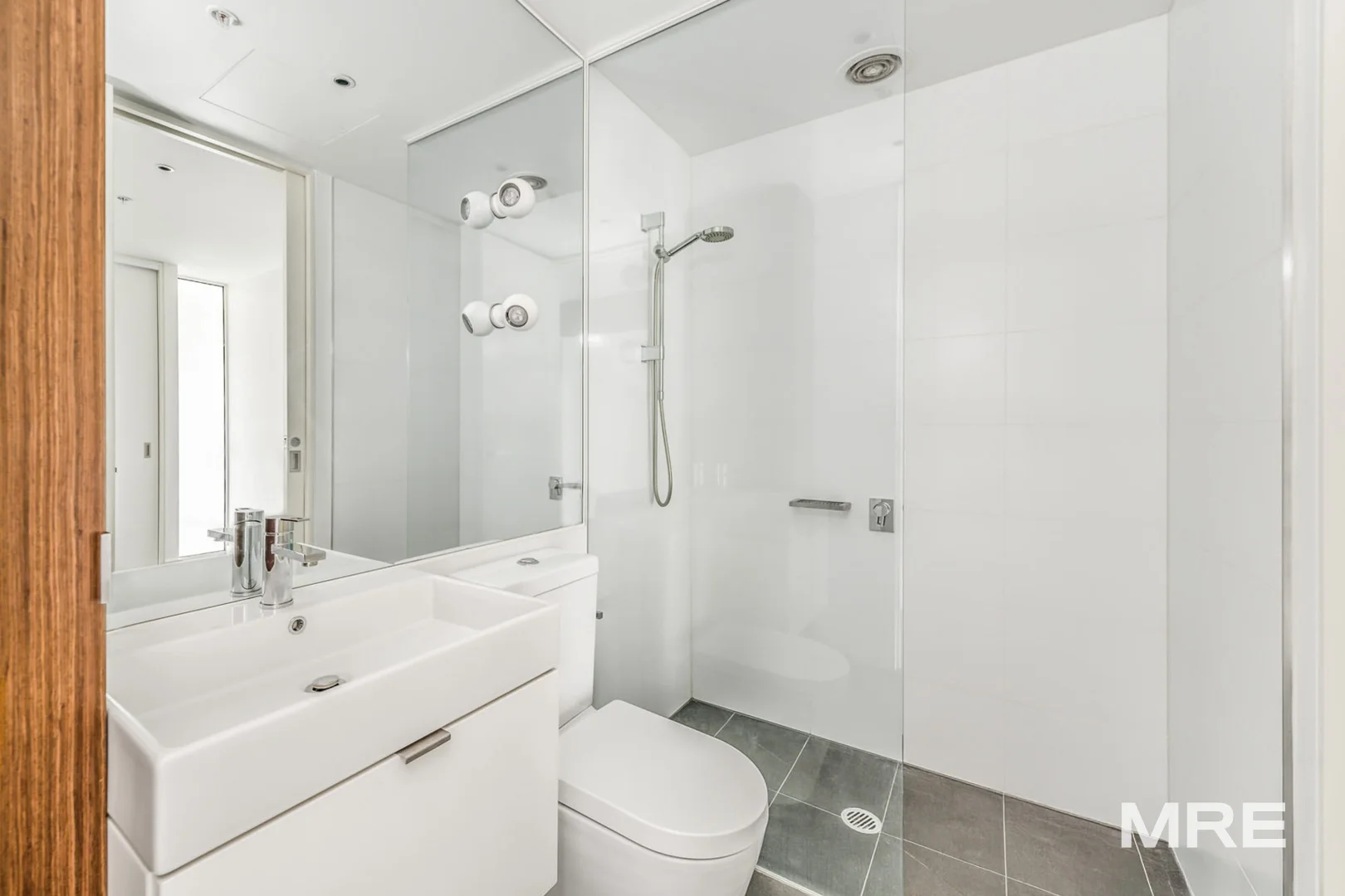 Additional image 4 of 1814/39 Coventry Street, Southbank VIC 3006