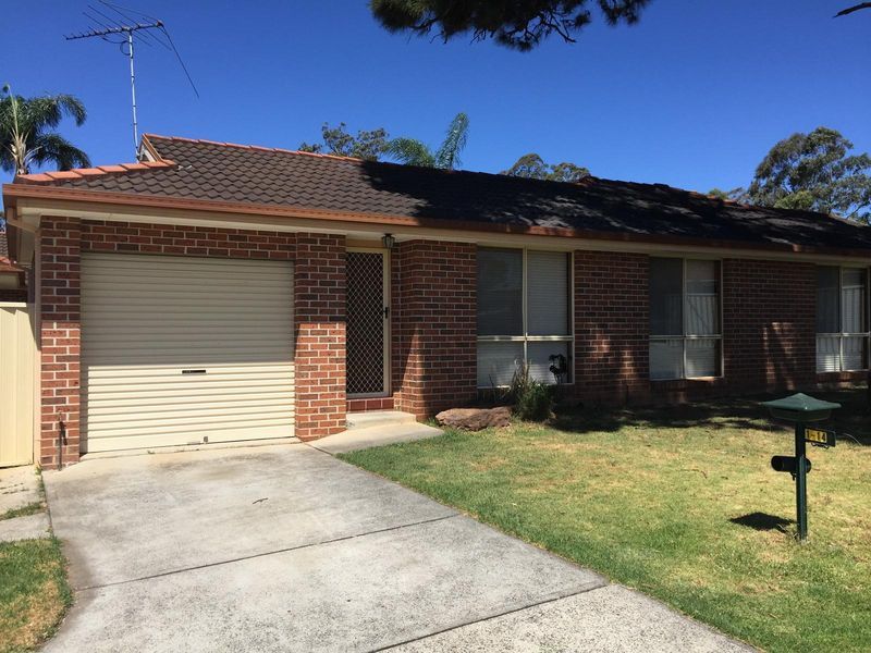 3 bedrooms House in 1/14 Bird Place ST HELENS PARK NSW, 2560
