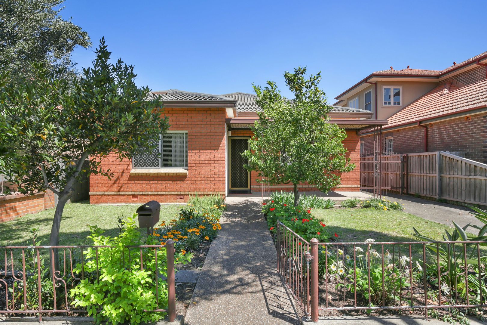 8 La Mascotte Avenue, Concord NSW 2137