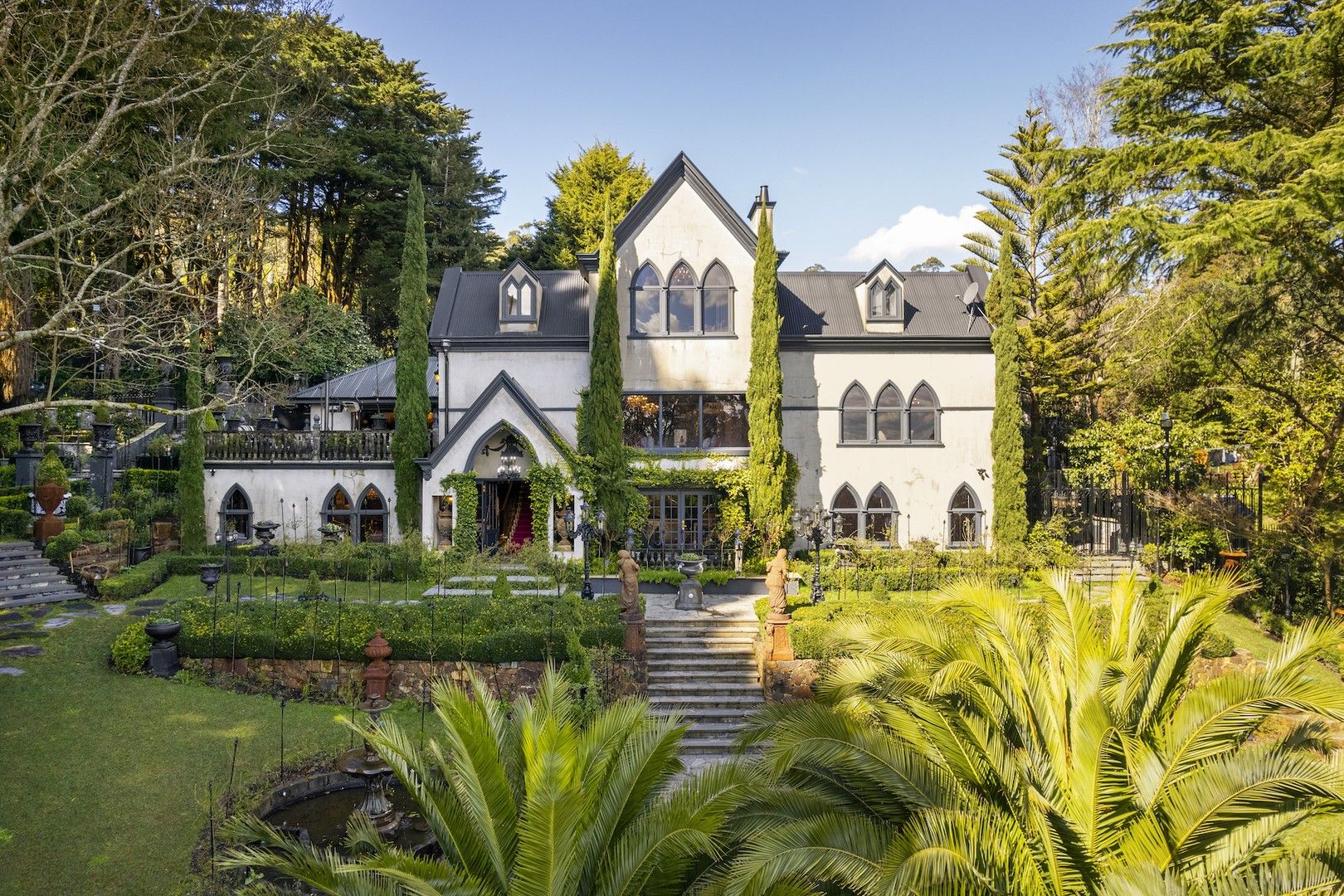 Sassafras VIC 3787 4 beds house for Sale, OFFERS INVITED 2017057790