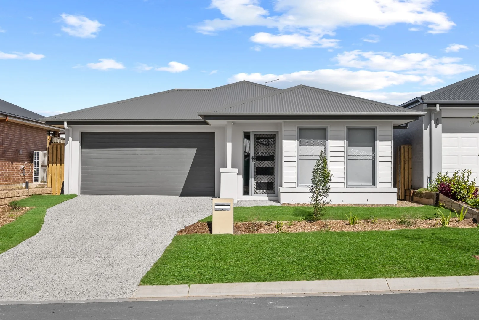 4 Illawarra Road, Greenbank QLD 4124