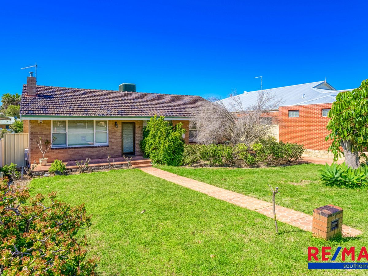 26 Frederick Road, Hamilton Hill WA 6163 House For Rent Domain