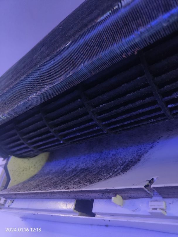 3 bedrooms House in 27 Zammit St NORTH MACKAY QLD, 4740