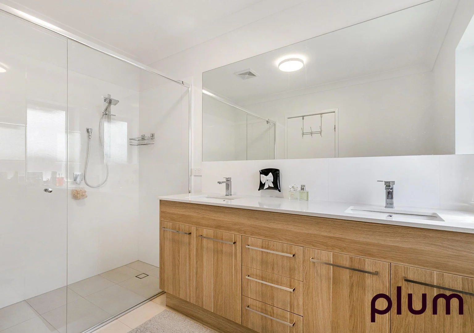 Additional image 5 of 13/45 Kersley Road, Kenmore QLD 4069