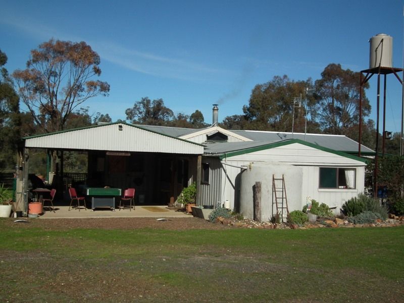 124 Whroovale Court, WHROO VIC 3612, Image 0