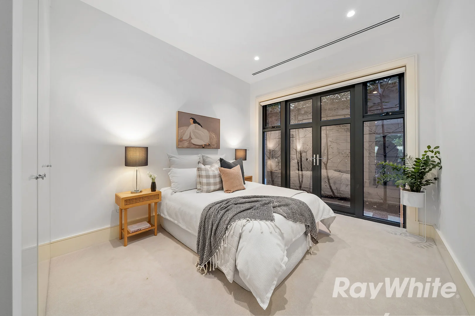 Additional image 6 of 2/15 Somers Avenue, Malvern VIC 3144