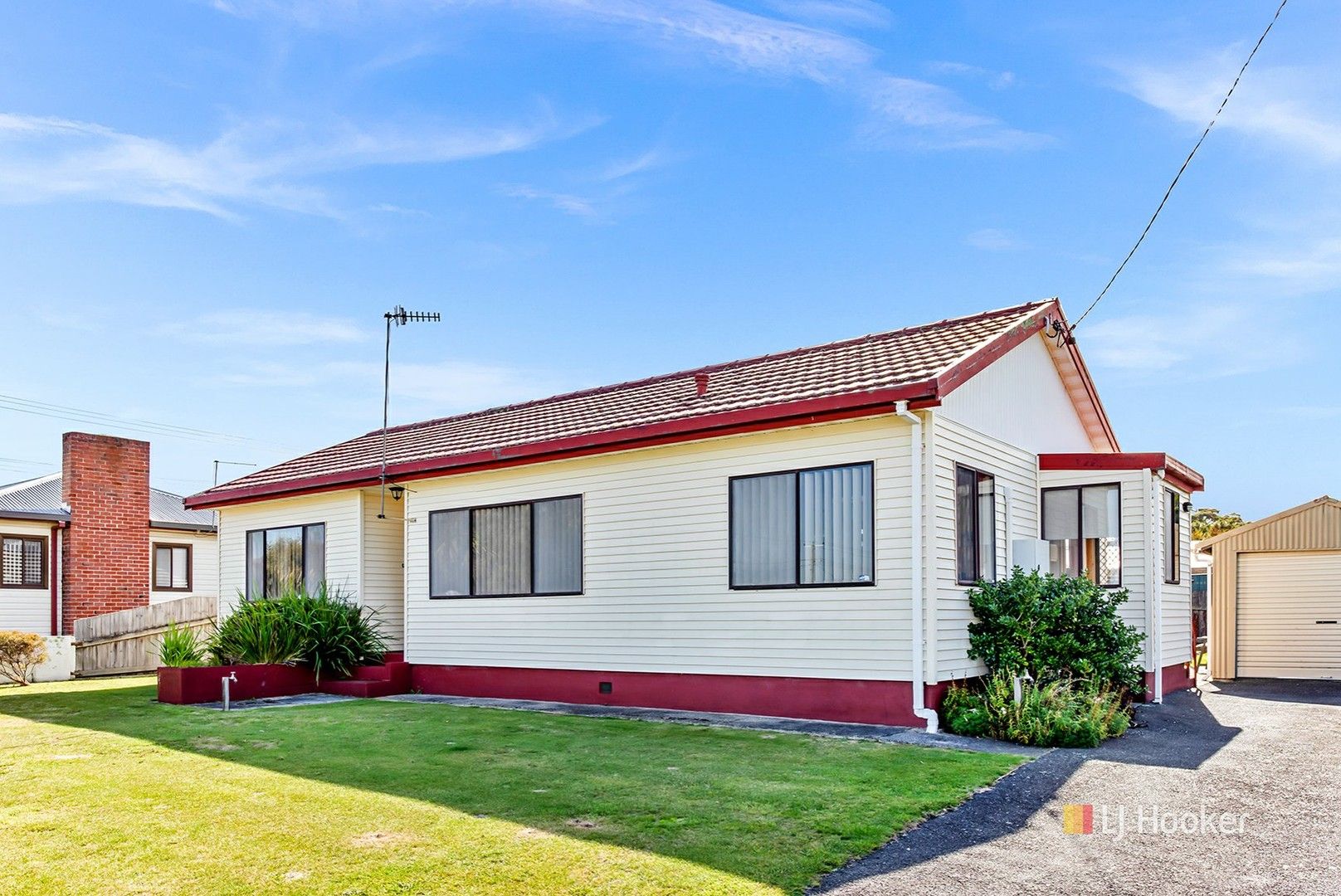 15 Jenner Street, Wynyard TAS 7325, Image 0