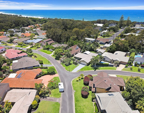17 Bluewater Place, Sapphire Beach NSW 2450