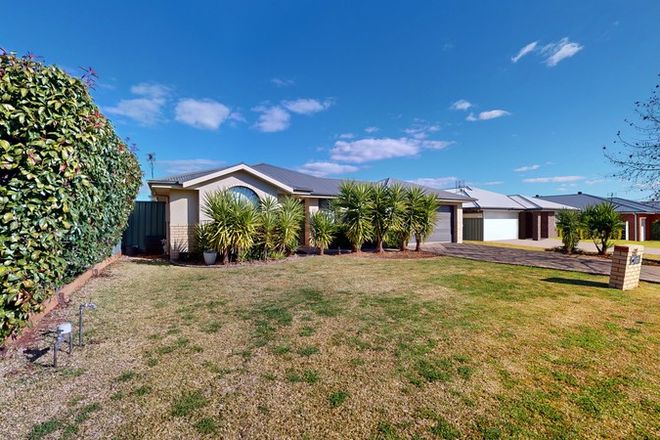 Picture of 68 Dunheved Circle, DUBBO NSW 2830