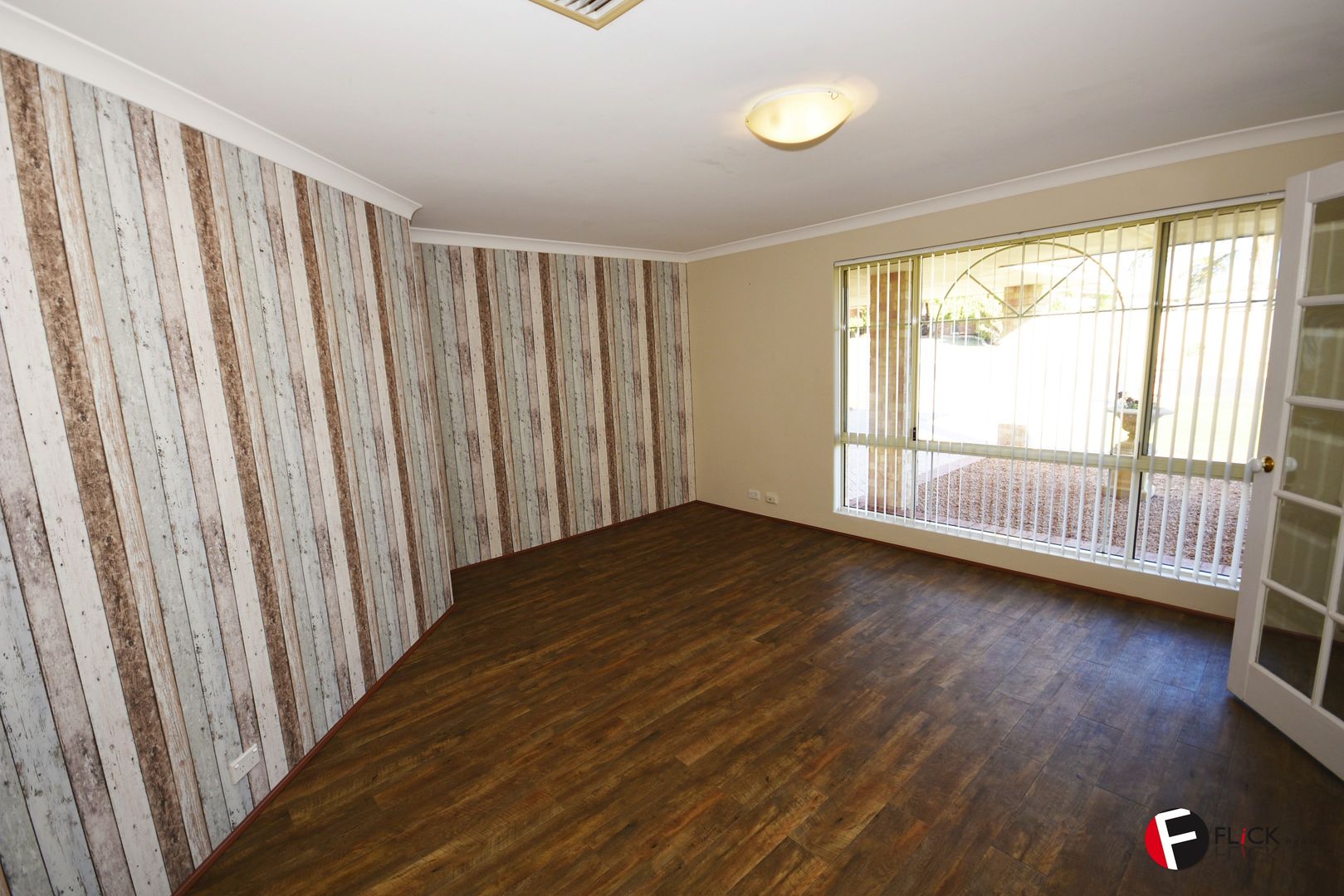 15 Sherlock Rise, Carramar WA 6031, Image 2