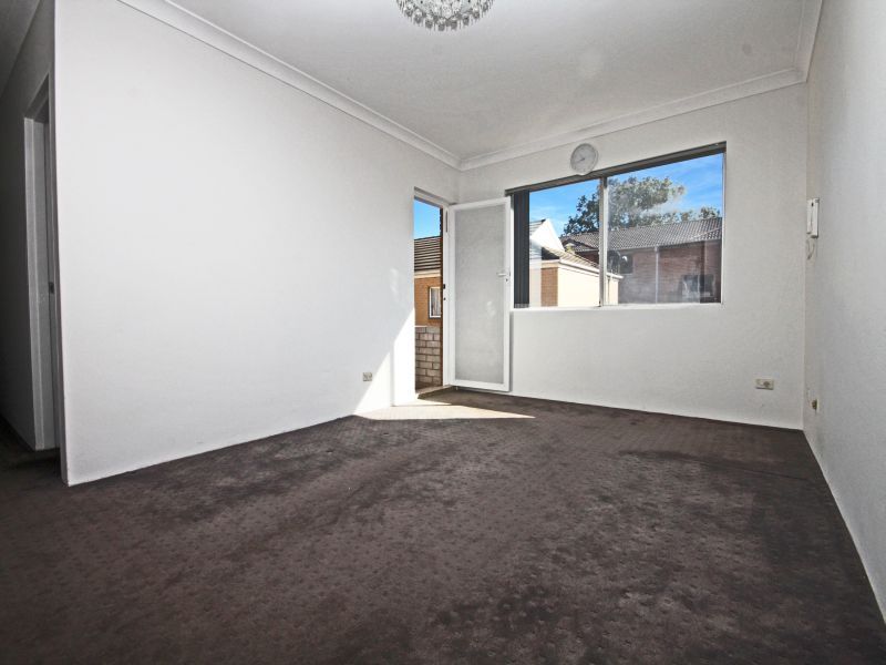 2/60 Shadforth Street, Wiley Park NSW 2195, Image 2