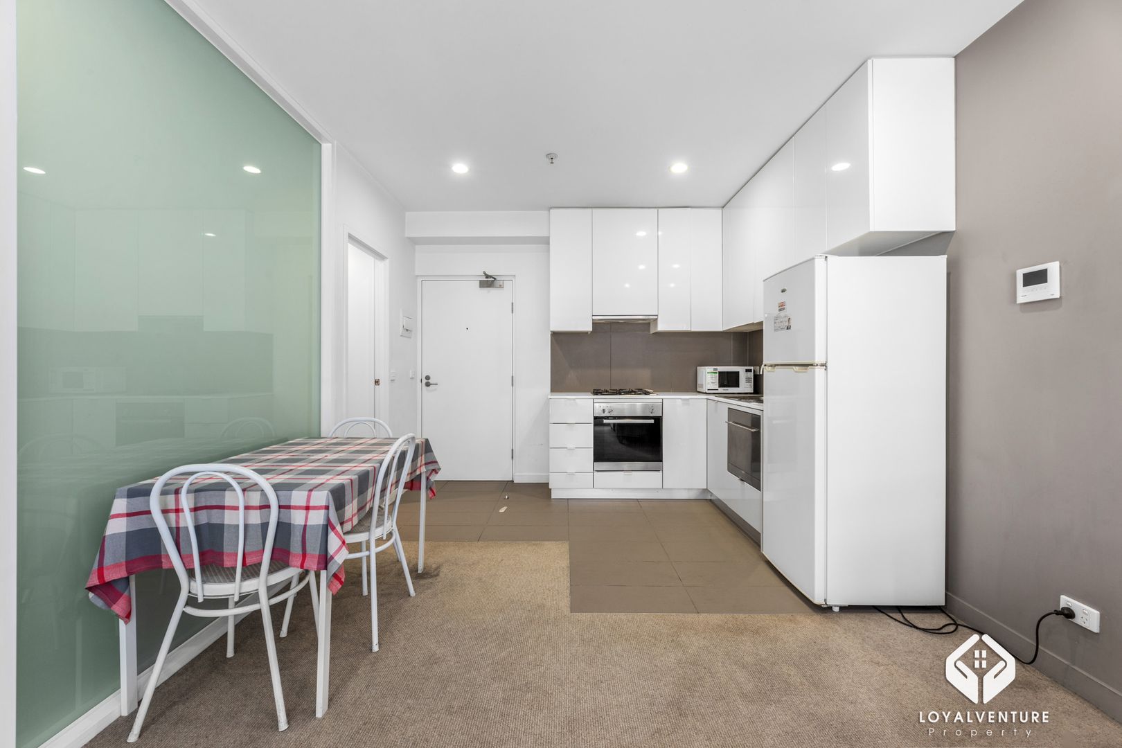 603/41 Batman St, West Melbourne VIC 3003, Image 2