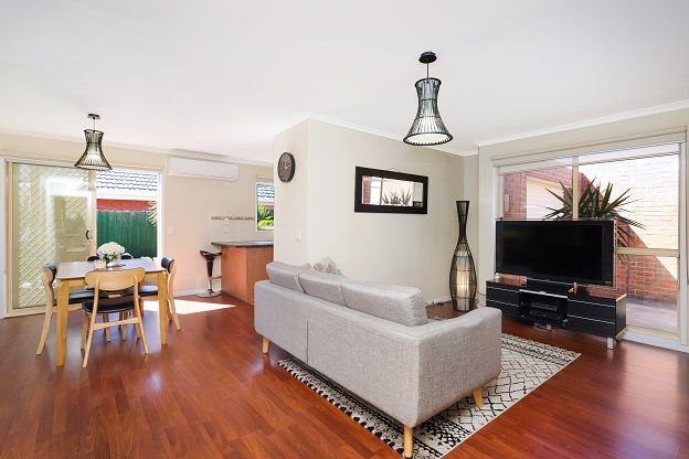 2/11 Pearce Court, Altona Meadows VIC 3028, Image 1