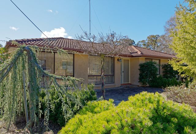 12 Daphne Street, Colo Vale NSW 2575