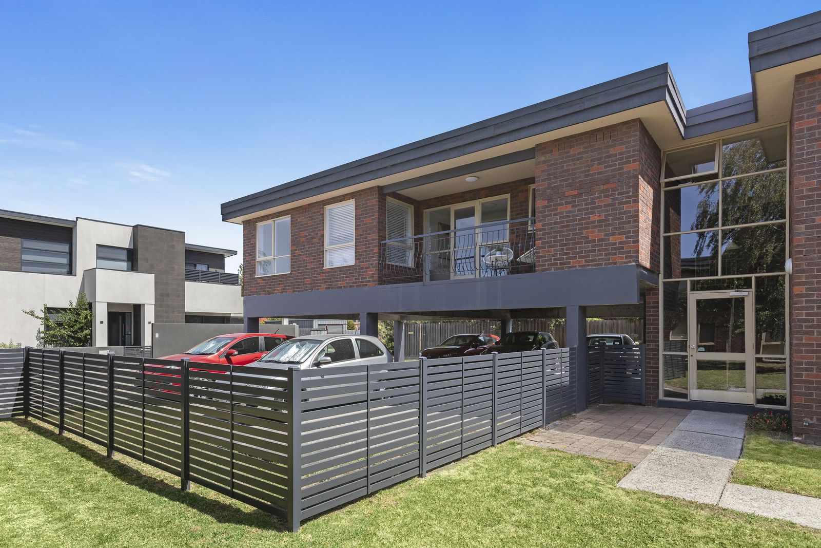 2 bedrooms Apartment / Unit / Flat in 10/31-35 Repton Road MALVERN EAST VIC, 3145