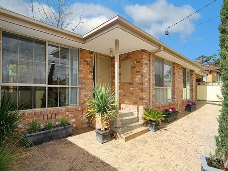 Primary image of 2 Centre Street, Reservoir VIC 3073
