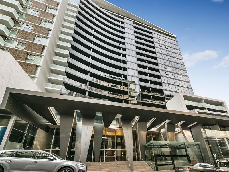 2 bedrooms Apartment / Unit / Flat in 1717/7 Claremont Street SOUTH YARRA VIC, 3141