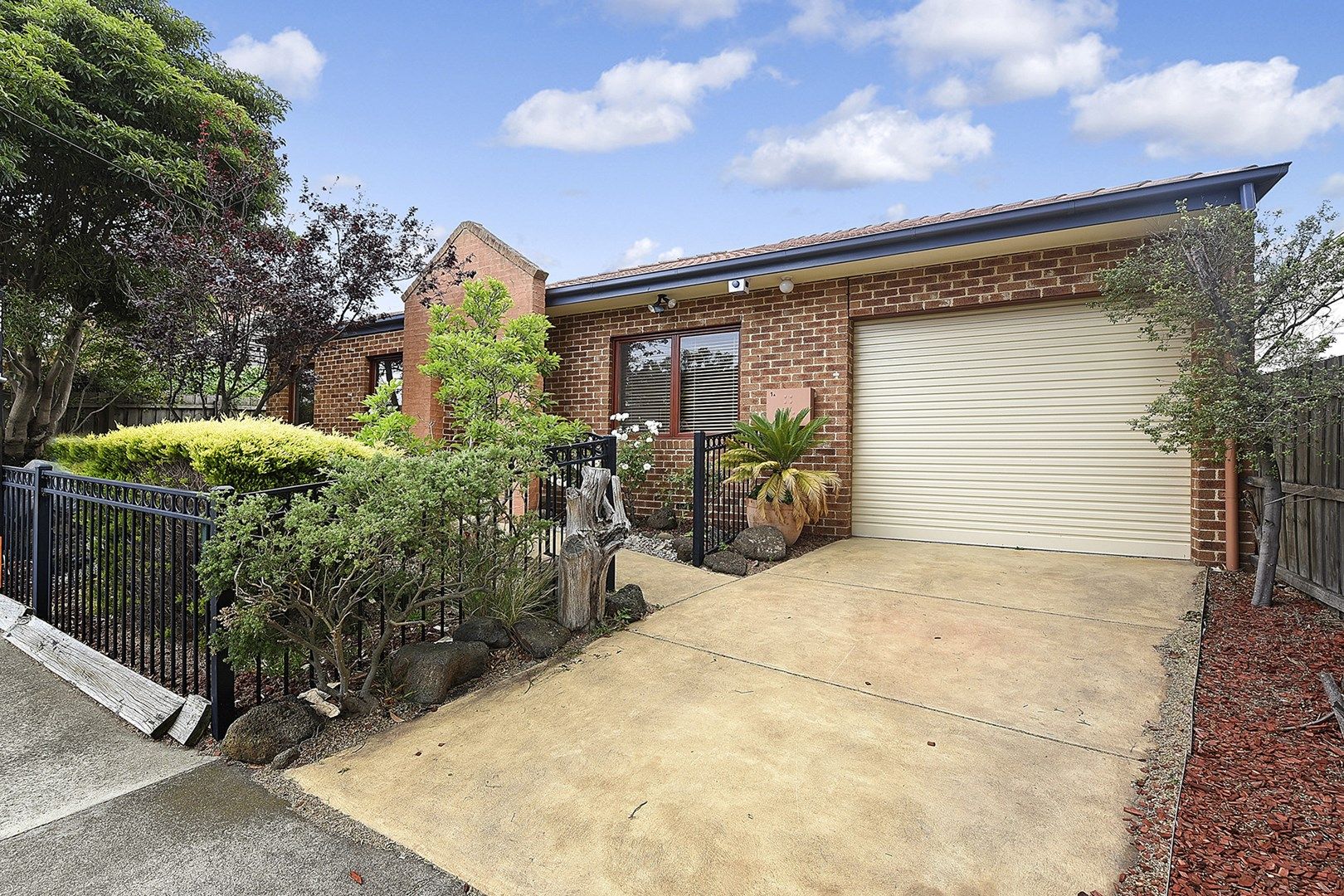 3 bedrooms House in 1A Morley Crescent HIGHETT VIC, 3190