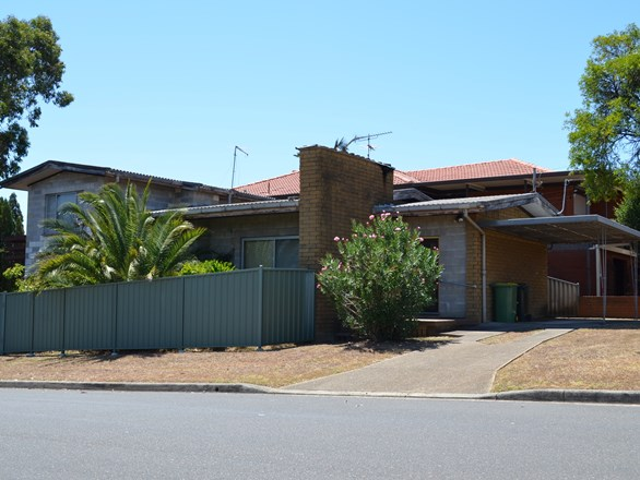 43 Rowley Street, Smithfield NSW 2164