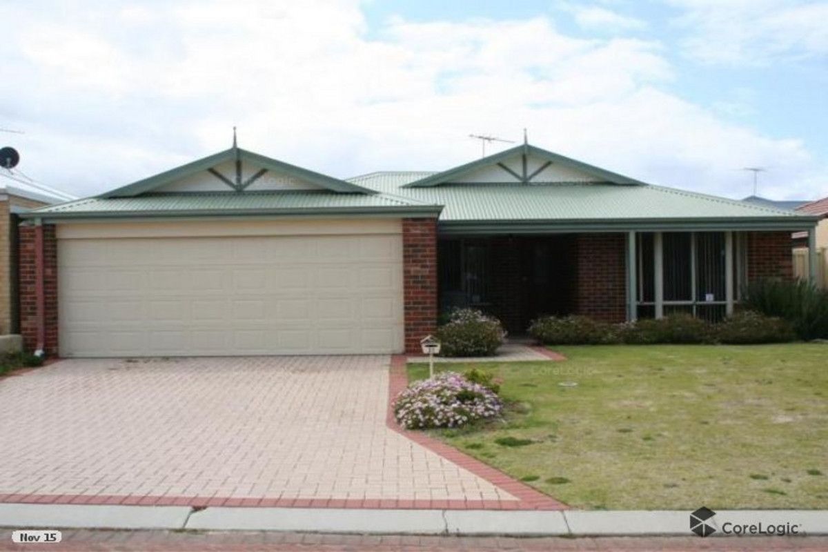 32 Allanbi Circle, Carramar WA 6031